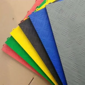 18mm PP Interlocking Modern Plastic Floor Tile Heavy Duty Anti Slip Click for Garage Workshop Resistant Plain Warehouse