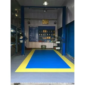 33*33*1.2 Modern Plastic Waterproof Click Lock Vinyl Flooring Tiles for Garage Applications Indoor Use