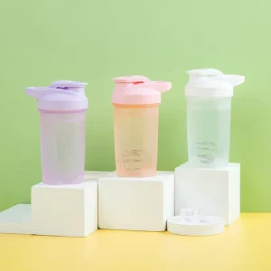 500ml Portable Gym Shaker Bottle Leakproof Flip Top Protein Powder Mixer Cup Sports for Workout Plastic Smoothie Cup Custom Logo