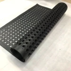6mm Rubber Anti-Fatigue Hole Mat for Kitchens, Warehouses, and Cleanrooms