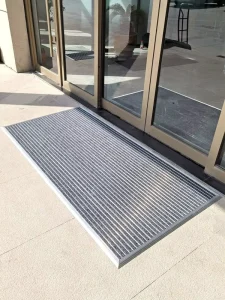 Anti-Slip Washable Aluminum Floor Mat 0.4-0.6 In. Thick Waterproof Pet-Friendly Easy-Clean Commercial Entrance