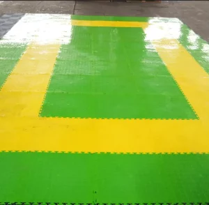 CE Certified Custom Color Dot Anti Slip Pattern High Load Bearing Industrial Heavy Duty PVC Garage Floor