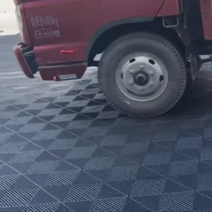 Chemical-Resistant Heavy-Duty Interlocking Modular PP Plastic Flooring Tiles for Garages and Workshops