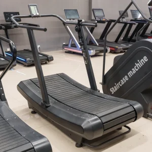 Commercial Curved Steel Manual Treadmill with Adjustable Magnetic Resistance