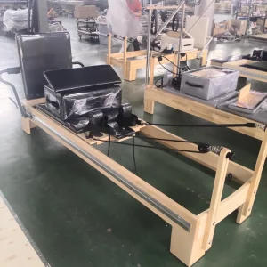 Commercial Home Gym Oak Maple Wood Pilates Reformer Machine