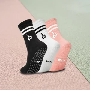 Crew Knitted Pilates Grip Socks Women 3 Pairs Grippy Yoga Ballet Barre Hospital Gym Athletic Socks Black