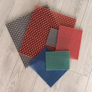 Customized Eco-Friendly Washable PVC S Mat Waterproof Square Medium-Thickness Geometric Pattern for Home and Hotel Floors