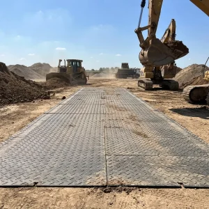 Excavator 4×8 HDPE Ground Protection Mats for Muddy Ground