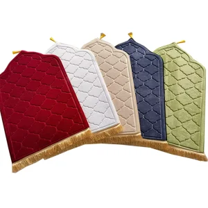 Flannel Muslim Prayer Mat, Embossed, Non-Slip, Soft, Portable Travel