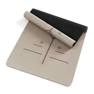 Foldable Travel Yoga Mat 5mm High-Density Natural Rubber Anti-Slip with Carrying Strap