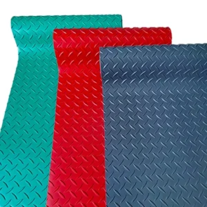 Heavy Duty PVC Livestock Anti-Slip Mat Waterproof Wear Resistant Corrosion-Resistant Barn Floor Roll 1.5m Width Cutting