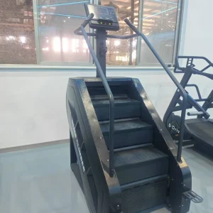 Heavy-Duty Steel Stair Climber Cardio Machine with Low Joint Wear for Commercial Gym Use