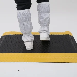High Quality Non Slip Waterproof PVC Anti Static Synthetic Rubber Anti Fatigue Comfortable ESD Mat Industrial Floor