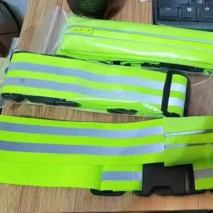 High-Visibility Reflective Waist Belt with Phone Pocket, Adjustable Elastic, for Night Running and Cycling