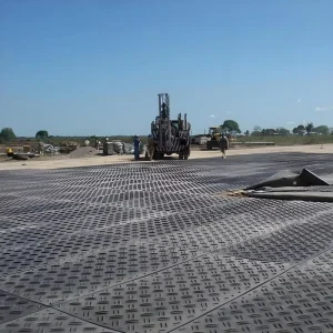 Lightweight HDPE Temporary Ground Mat for Construction and Muddy Roads Interlocking Anti-Slip Textured