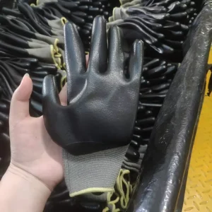 Nitrile Foam-Coated 15-Gauge Nylon-Spandex Liner Oil-Resistant Work Gloves EN 388 3131