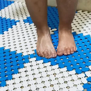 PVC Anti-slip Bath Mat Indoor/Outdoor Modular Interlocking Design Easy Clean for Swimming Pool Kindergarten Bathroom Floor Drain