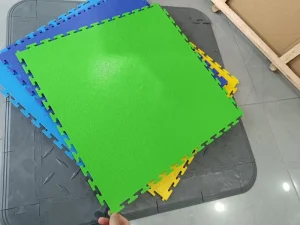 PVC Interlocking Industrial Floor Non-Slip Oil-resistant Waterproof Modular Flooring for Garage Warehouse Manufacturing Plant