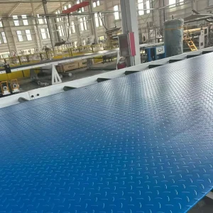 Plastic Flooring Diamond Pattern Light-Duty Weatherproof Access Floor Protection Mat