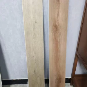 Scratch Resistant Eco-Friendly Plain Wood Grain SPC Flooring Waterproof Click Installation Commercial & Residential Use (Mall)
